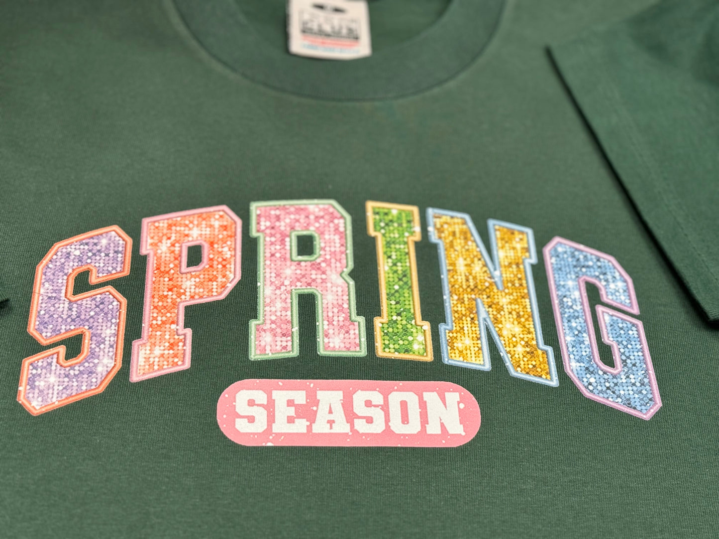 Graphic t-shirt spring season